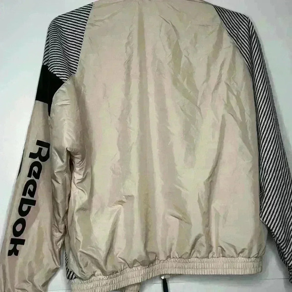 Reebok light pink windbreaker with black and white stripes jacket - Picture 4 of 6